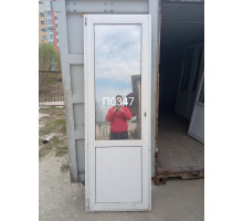 Пластиковая дверь  б\у